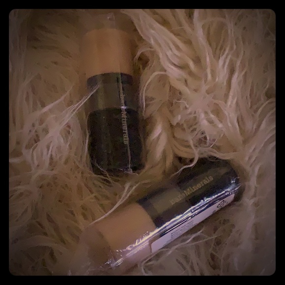 bareMinerals Other - Bare minerals / 2 beautiful finish brushes
